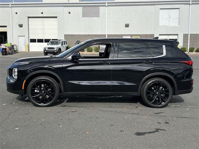 2023 Mitsubishi Outlander SEL Black Edition 2WD 2023 Mitsubishi Outlander SEL Black Edition 2WD