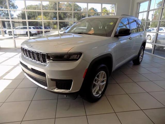 2024 Jeep Grand Cherokee L Laredo 4x2 2024 Jeep Grand Cherokee L Laredo 4x2