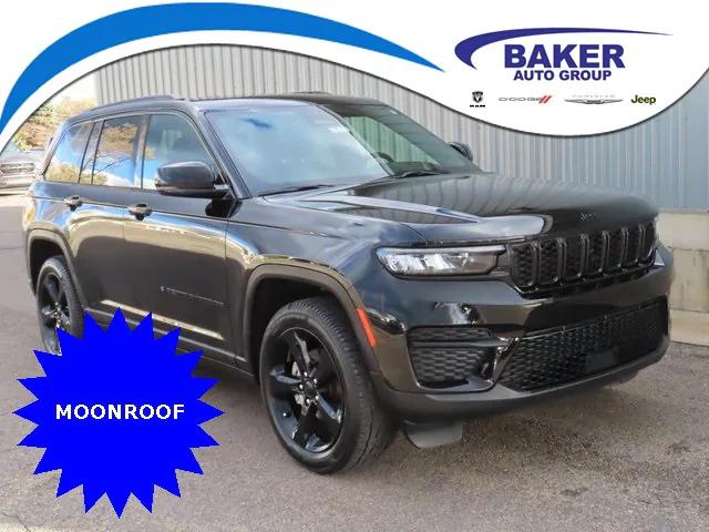 2023 Jeep Grand Cherokee Altitude 4x4 2023 Jeep Grand Cherokee Altitude 4x4