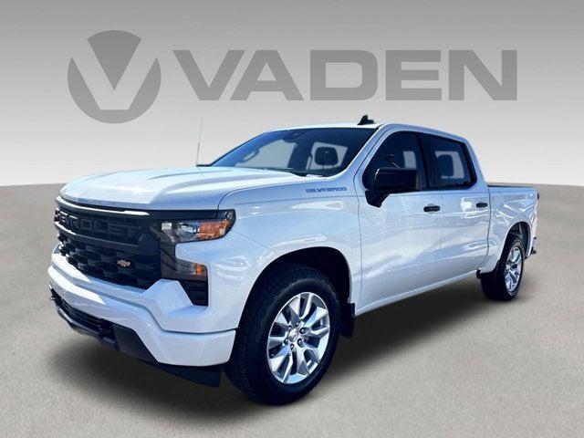 2023 Chevrolet Silverado 1500 2WD Crew Cab Short Bed Custom 2023 Chevrolet Silverado 1500 2WD Crew Cab Short Bed Custom