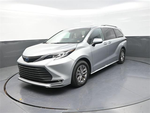 2023 Toyota Sienna XLE