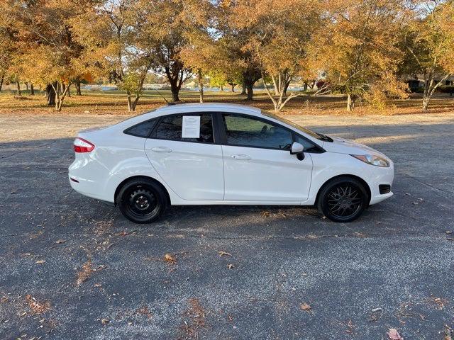 2015 Ford Fiesta S 2015 Ford Fiesta S
