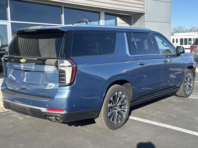 2025 Chevrolet Suburban 4WD High Country