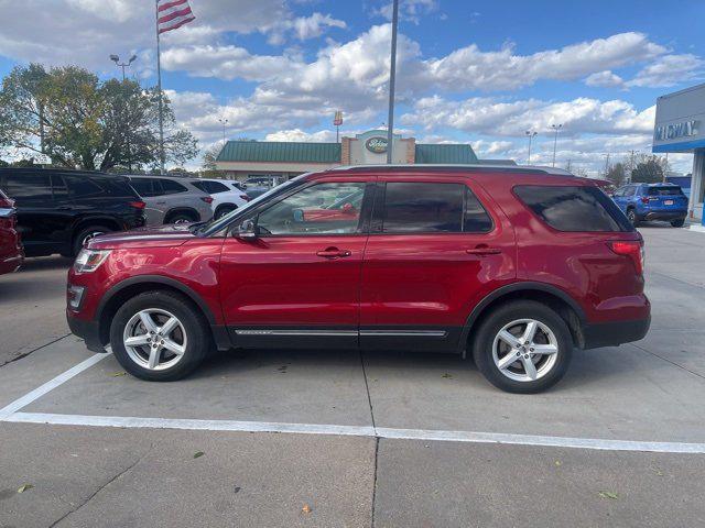 2016 Ford Explorer XLT 2016 Ford Explorer XLT
