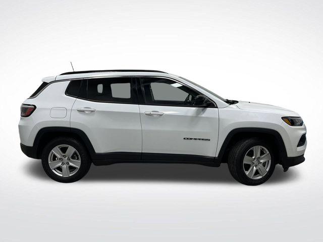 2022 Jeep Compass Latitude FWD 2022 Jeep Compass Latitude FWD