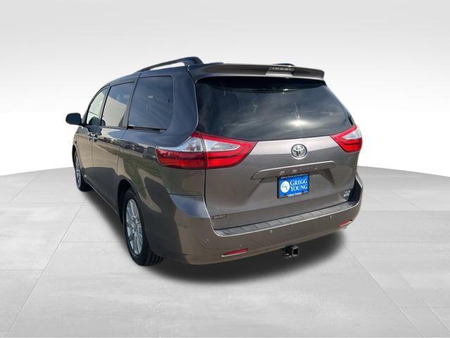 2017 Toyota Sienna XLE 7 Passenger 2017 Toyota Sienna XLE 7 Passenger