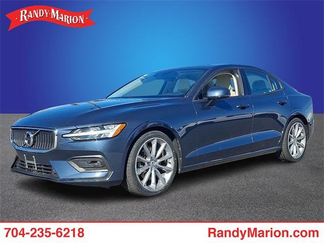 2021 Volvo S60 T5 Momentum 2021 Volvo S60 T5 Momentum