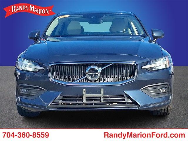 2021 Volvo S60 T5 Momentum 2021 Volvo S60 T5 Momentum