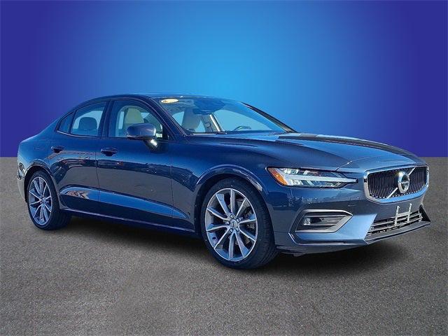 2021 Volvo S60 T5 Momentum 2021 Volvo S60 T5 Momentum