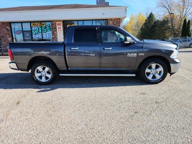 2017 RAM 1500 SLT 2017 RAM 1500 SLT