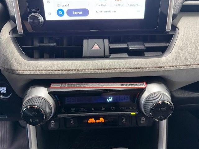 2025 Toyota RAV4 XLE 2025 Toyota RAV4 XLE