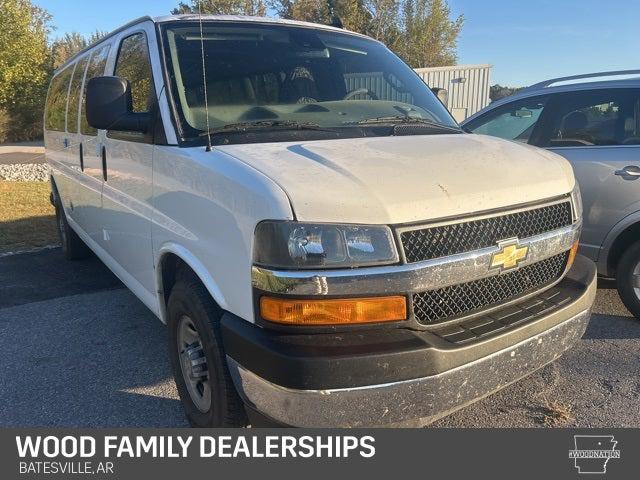 2024 Chevrolet Express Passenger RWD 3500 Extended Wheelbase LT