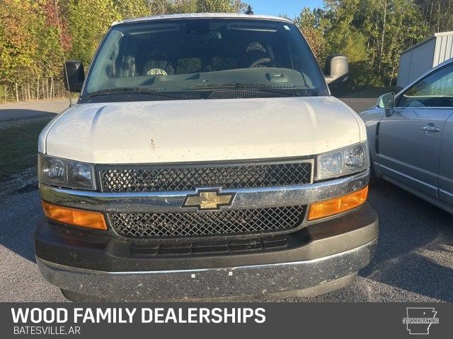 2024 Chevrolet Express Passenger RWD 3500 Extended Wheelbase LT