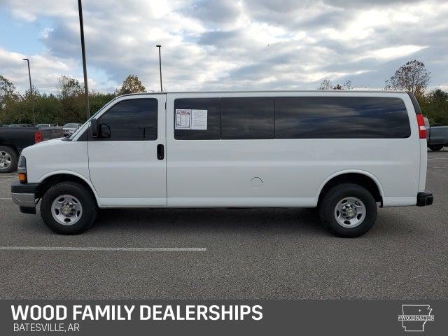2024 Chevrolet Express Passenger RWD 3500 Extended Wheelbase LT 2024 Chevrolet Express Passenger RWD 3500 Extended Wheelbase LT