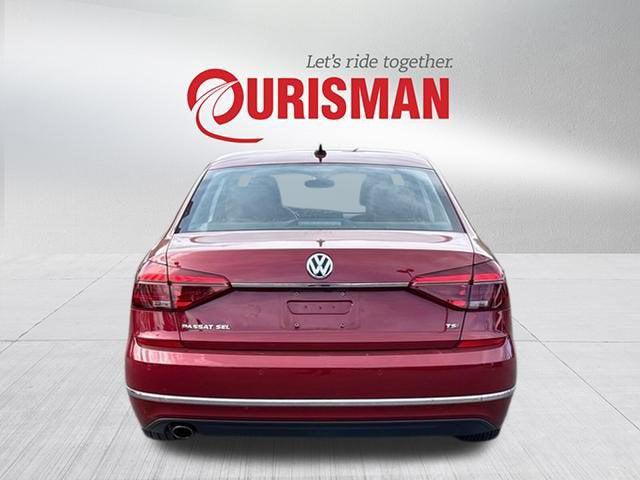 2017 Volkswagen Passat 1.8T SEL Premium