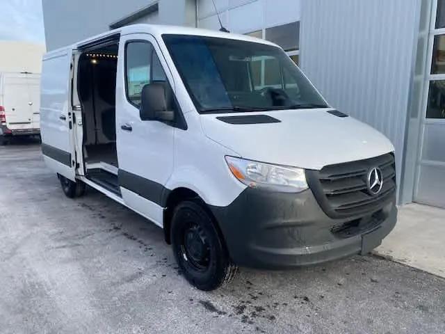 2026 Mercedes-Benz Sprinter 2500 Standard Roof 4-Cyl Diesel