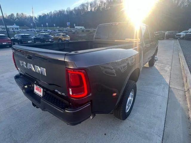 2026 Ram 3500 Laramie Crew Cab 4x4 8 Box