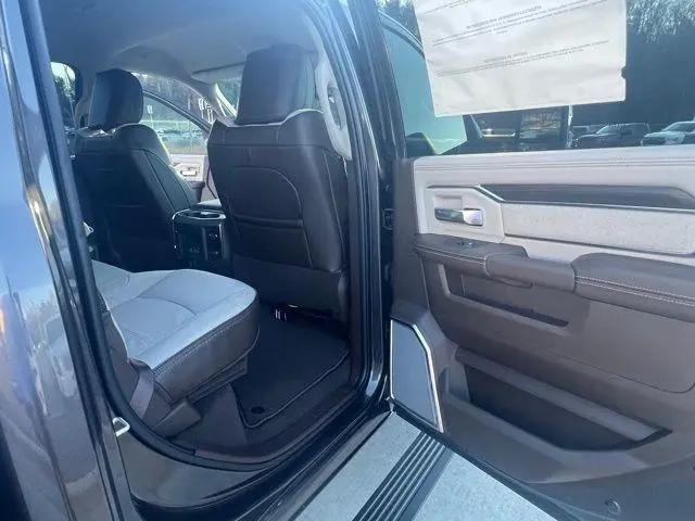 2026 Ram 3500 Laramie Crew Cab 4x4 8 Box