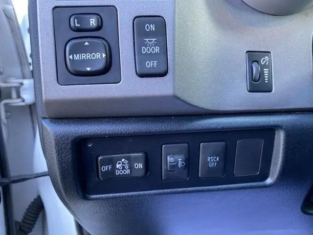 2010 Toyota Tundra Grade 5.7L V8