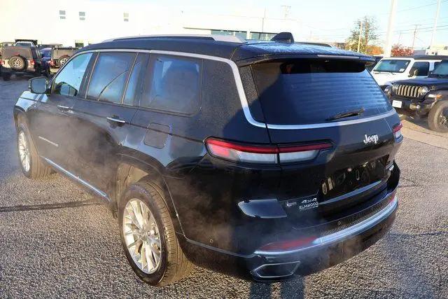 2022 Jeep Grand Cherokee L Summit 4x4