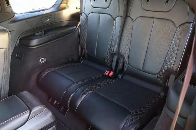 2022 Jeep Grand Cherokee L Summit 4x4