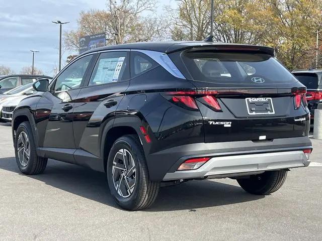 2026 Hyundai Tucson Hybrid Blue SE