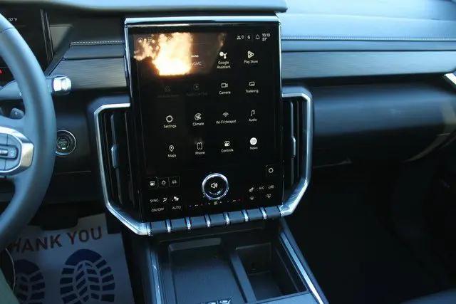 2026 GMC Acadia Elevation FWD