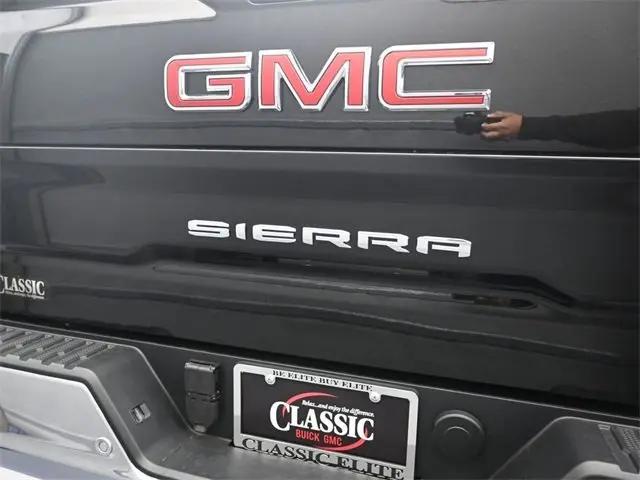 2026 GMC Sierra 1500 Crew Cab, Short Bed, SLT, 4WD