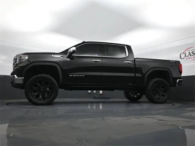 2026 GMC Sierra 1500 Crew Cab, Short Bed, SLT, 4WD