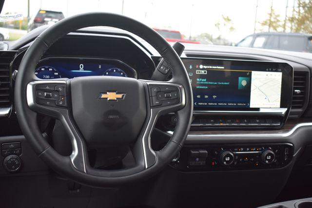 2026 Chevrolet Silverado 1500 4WD Crew Cab Short Bed LT with 2FL
