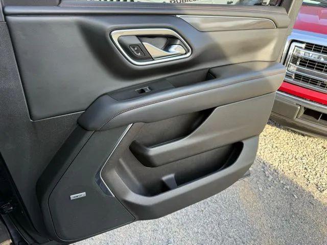 2021 Chevrolet Suburban 2WD RST