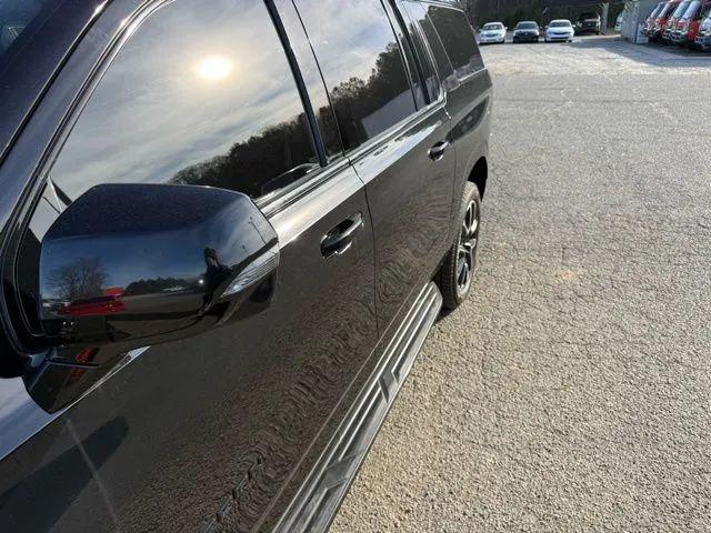 2021 Chevrolet Suburban 2WD RST