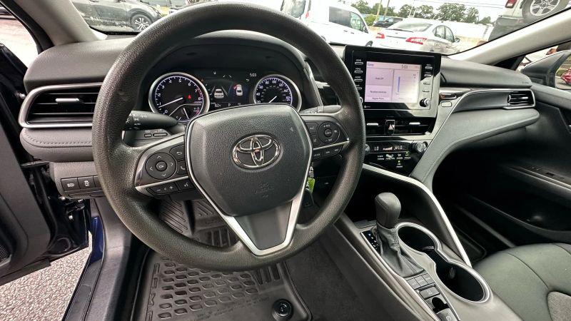 2022 Toyota Camry LE AWD