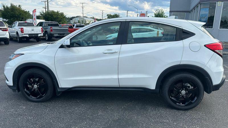 2022 Honda HR-V 2WD LX