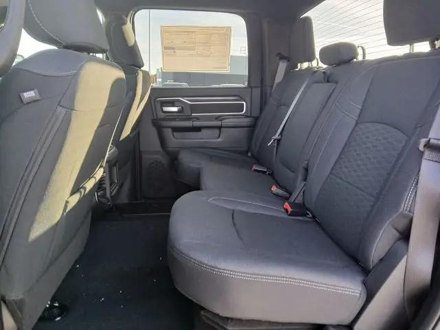 2026 Ram 2500 Big Horn Crew Cab 4x4 6'4" Box