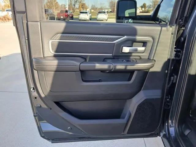 2026 Ram 2500 Big Horn Crew Cab 4x4 6'4" Box