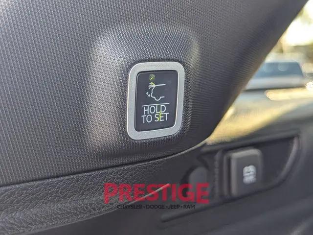 2025 Jeep Grand Cherokee Altitude X 4x4