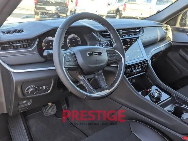 2025 Jeep Grand Cherokee Altitude X 4x4