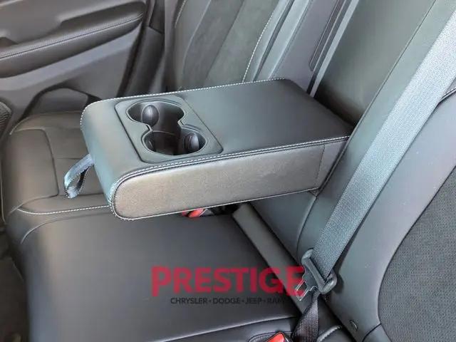 2025 Jeep Grand Cherokee Altitude X 4x4
