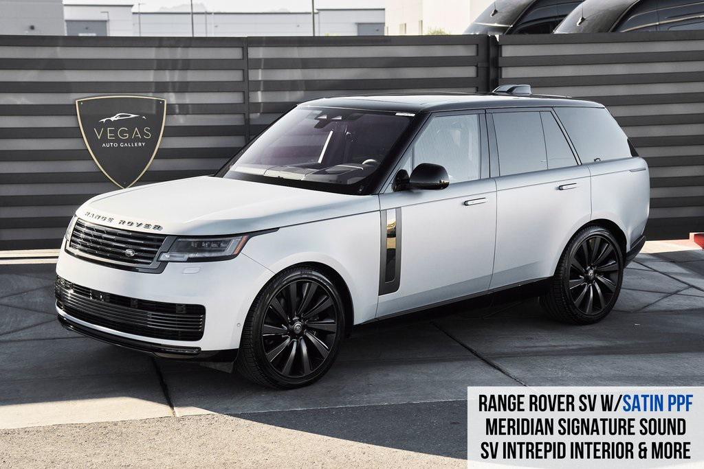 2023 Land Rover Range Rover SV's photo