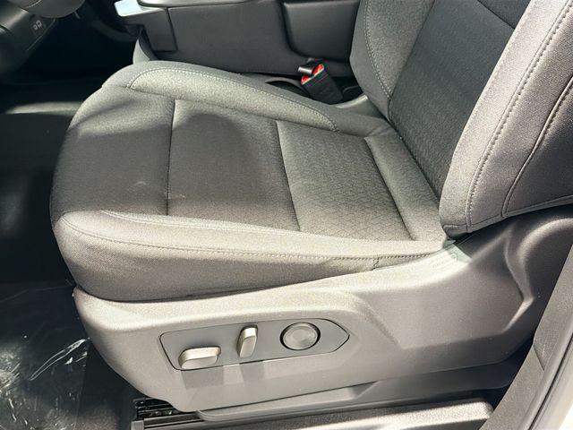 2026 Chevrolet Suburban LS, 4WD