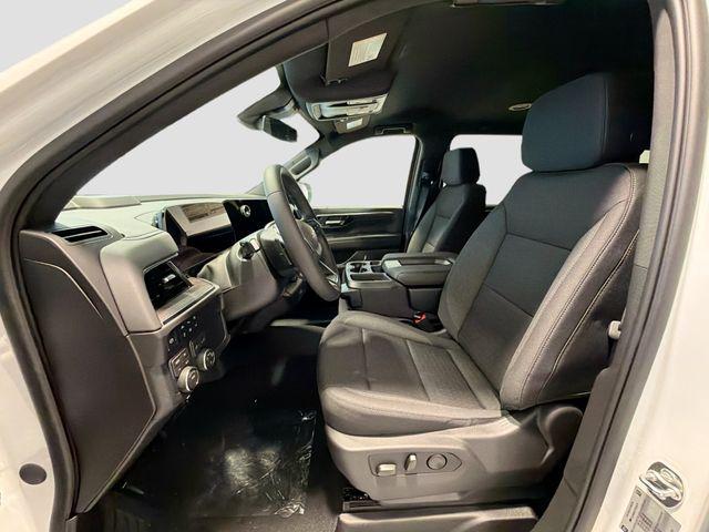 2026 Chevrolet Suburban LS, 4WD