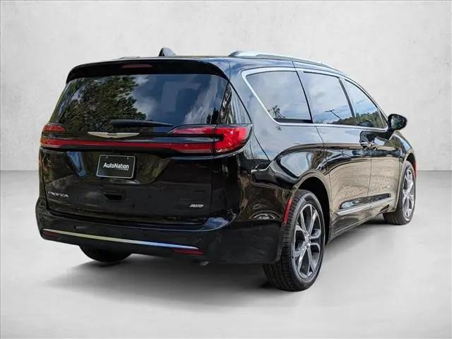 2026 Chrysler Pacifica Pinnacle AWD
