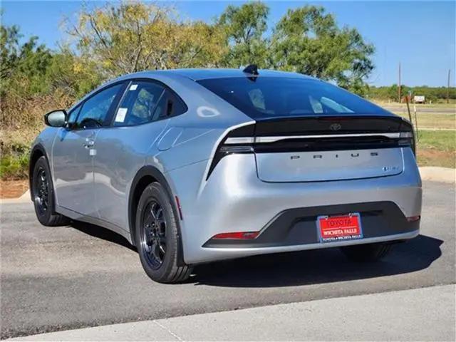 2026 Toyota Prius Plug-In SE
