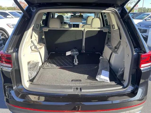 2026 Volkswagen Atlas SE