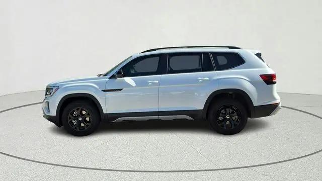 2026 Volkswagen Atlas Peak Edition
