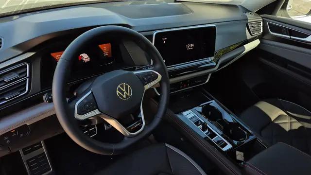 2026 Volkswagen Atlas Peak Edition