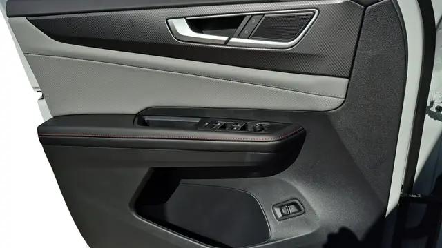 2026 Volkswagen Atlas Peak Edition