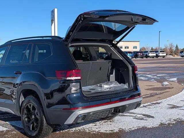 2026 Volkswagen Atlas Peak Edition