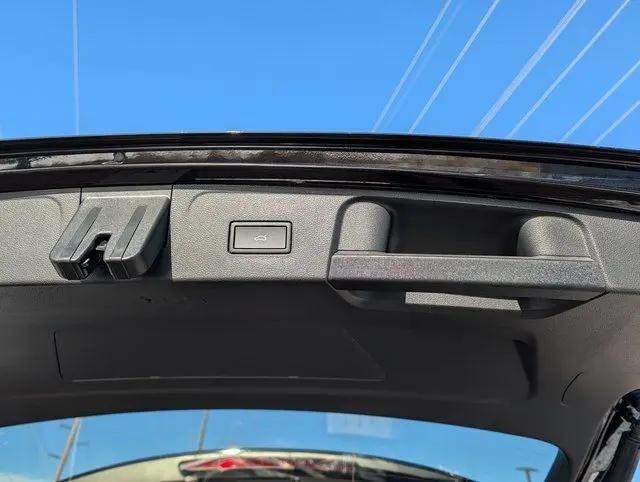 2026 Volkswagen Atlas Peak Edition